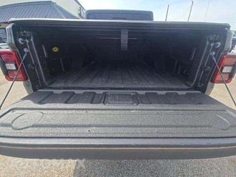2021 Jeep Gladiator Willys Crew Cab Medium Bed - miniatura 15