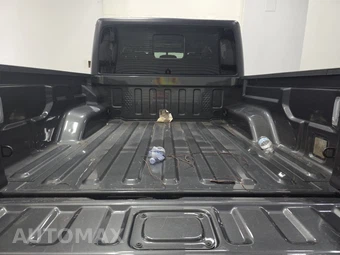 2021 Jeep Gladiator Willys Crew Cab Medium Bed - miniatura 16