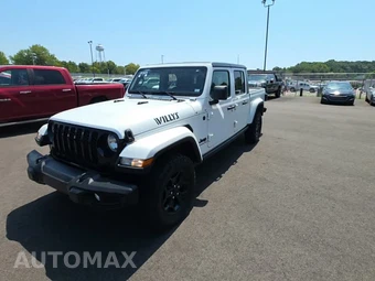 2021 Jeep Gladiator Willys Crew Cab Medium Bed