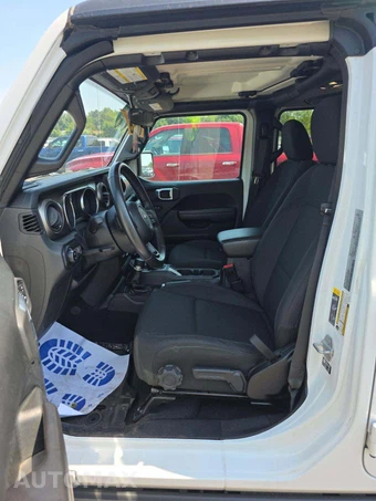 2021 Jeep Gladiator Willys Crew Cab Medium Bed - miniatura 3