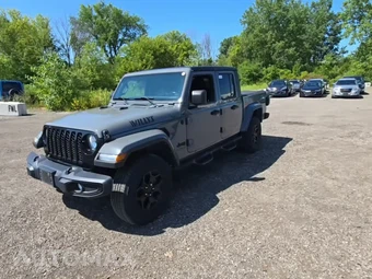 2021 Jeep Gladiator Willys Crew Cab Medium Bed