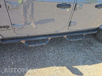 2021 Jeep Gladiator Willys Crew Cab Medium Bed - miniatura 18