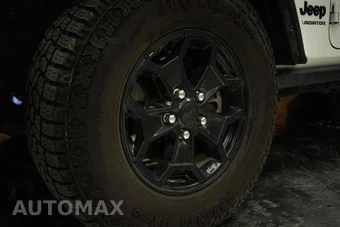 2021 Jeep Gladiator Willys Crew Cab Medium Bed - miniatura 3