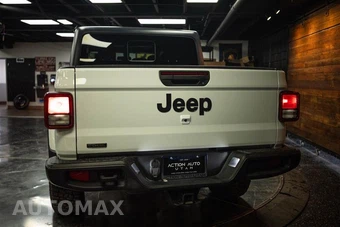 2021 Jeep Gladiator Willys Crew Cab Medium Bed - miniatura 6