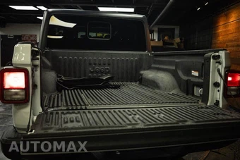 2021 Jeep Gladiator Willys Crew Cab Medium Bed - miniatura 7