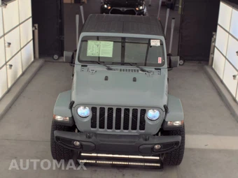2021 Jeep Gladiator Willys Crew Cab Medium Bed - miniatura 2