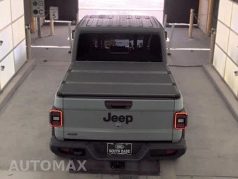 2021 Jeep Gladiator Willys Crew Cab Medium Bed - miniatura 5