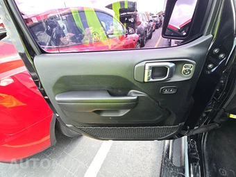 2021 Jeep Gladiator Willys Crew Cab Medium Bed - miniatura 9