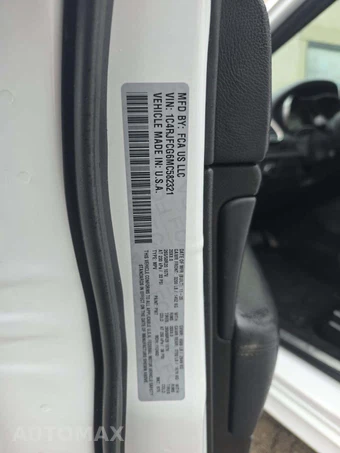 2021 Jeep Grand Cherokee High Altitude Edition - miniatura 5