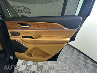 2021 Jeep Grand Cherokee L Summit Reserve Edition - miniatura 19