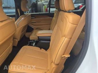 2021 Jeep Grand Cherokee L Summit Reserve Edition - miniatura 13