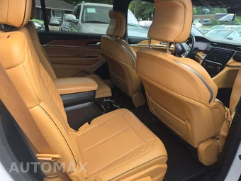 2021 Jeep Grand Cherokee L Summit Reserve Edition - miniatura 17