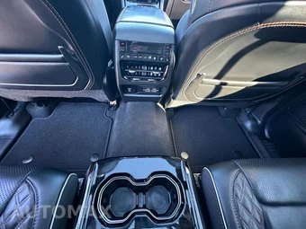 2021 Jeep Grand Cherokee L Summit Reserve Edition - miniatura 23