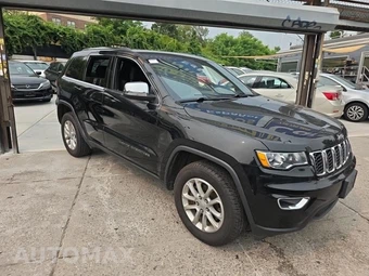 2021 Jeep Grand Cherokee Laredo E Edition - miniatura 3