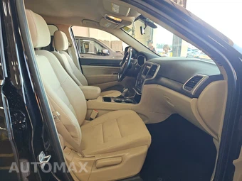 2021 Jeep Grand Cherokee Laredo E Edition - miniatura 8