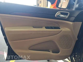 2021 Jeep Grand Cherokee Laredo E Edition - miniatura 9