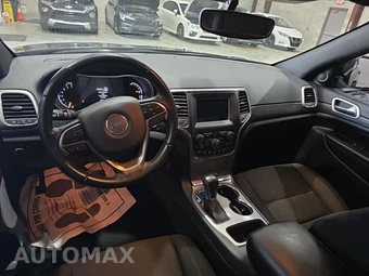2021 Jeep Grand Cherokee Laredo E Edition - miniatura 8