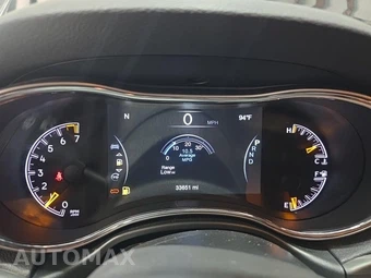 2021 Jeep Grand Cherokee Laredo E Edition - miniatura 9