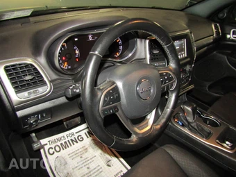 2021 Jeep Grand Cherokee Laredo E Edition - miniatura 9