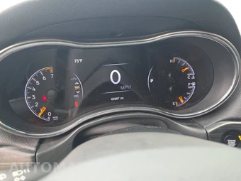 2021 Jeep Grand Cherokee Laredo E Edition - miniatura 12