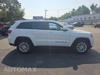 2021 Jeep Grand Cherokee Laredo E Edition - miniatura 4