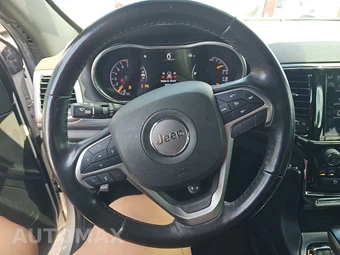2021 Jeep Grand Cherokee Laredo X - miniatura 10