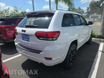 2021 Jeep Grand Cherokee Laredo X - miniatura 3