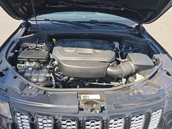 2021 Jeep Grand Cherokee Laredo X - miniatura 15