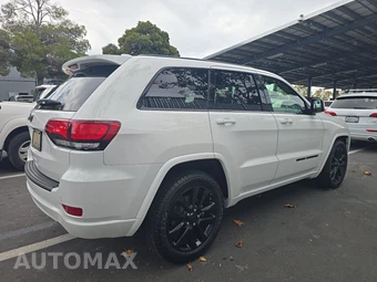 2021 Jeep Grand Cherokee Laredo X - miniatura 4