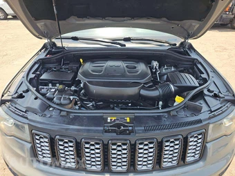 2021 Jeep Grand Cherokee Laredo X - miniatura 27