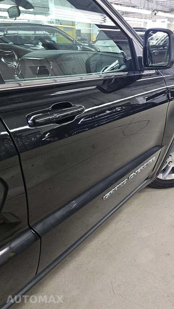 2021 Jeep Grand Cherokee Laredo X - miniatura 25