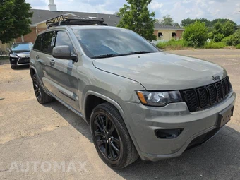 2021 Jeep Grand Cherokee Laredo X - miniatura 3