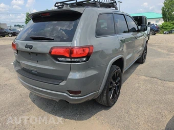2021 Jeep Grand Cherokee Laredo X - miniatura 4
