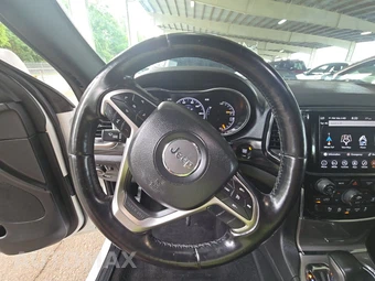 2021 Jeep Grand Cherokee Laredo X - miniatura 10