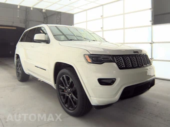 2021 Jeep Grand Cherokee Laredo X - miniatura 3