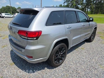 2021 Jeep Grand Cherokee Laredo X - miniatura 3
