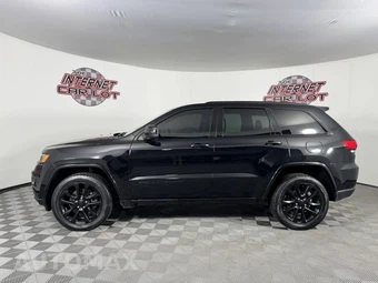 2021 Jeep Grand Cherokee Laredo X - miniatura 4
