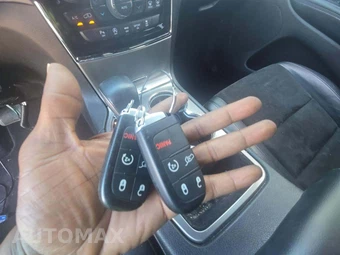 2021 Jeep Grand Cherokee Laredo X - miniatura 5