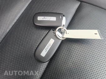 2021 Jeep Grand Cherokee Limited - miniatura 14