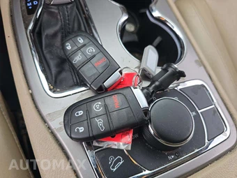 2021 Jeep Grand Cherokee Limited - miniatura 8