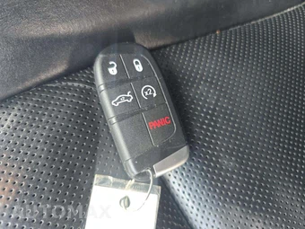 2021 Jeep Grand Cherokee Limited - miniatura 8