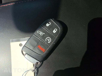 2021 Jeep Grand Cherokee Trailhawk - miniatura 5