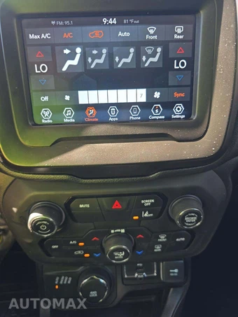 2021 Jeep Renegade Jeepster – miniatura 23