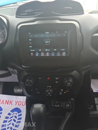 2021 Jeep Renegade Latitude - miniatura 22