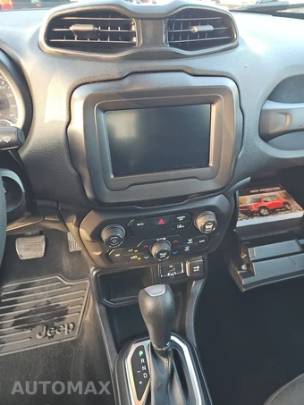 2021 Jeep Renegade Latitude - miniatura 11