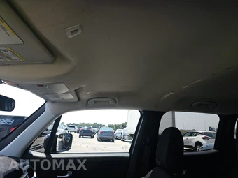 2021 Jeep Renegade Latitude - miniatura 17