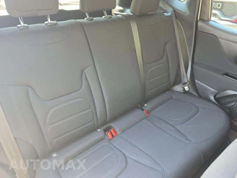 2021 Jeep Renegade Latitude – miniatura 16