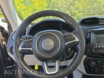 2021 Jeep Renegade Latitude – miniatura 10