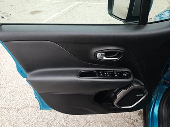 2021 Jeep Renegade Limited - miniatura 9