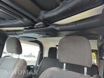 2021 Jeep Wrangler Sport - miniatura 11